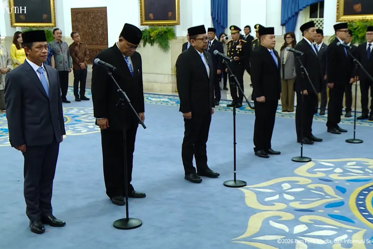 Prabowo Lakukan Reshuffle Kabinet, Enam Pejabat Baru Dilantik untuk Perkuat Kinerja Pemerintahan