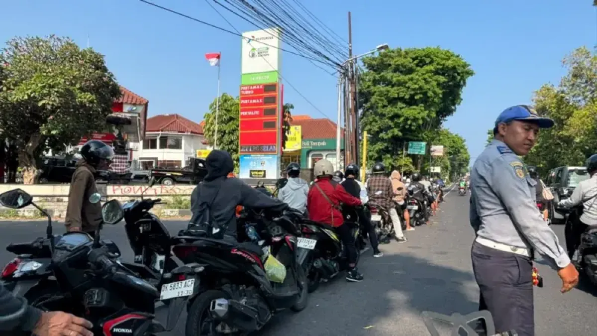 Antrean BBM Mengular di Bali, Pertamina Ungkap Kendala Kapal Pengangkut